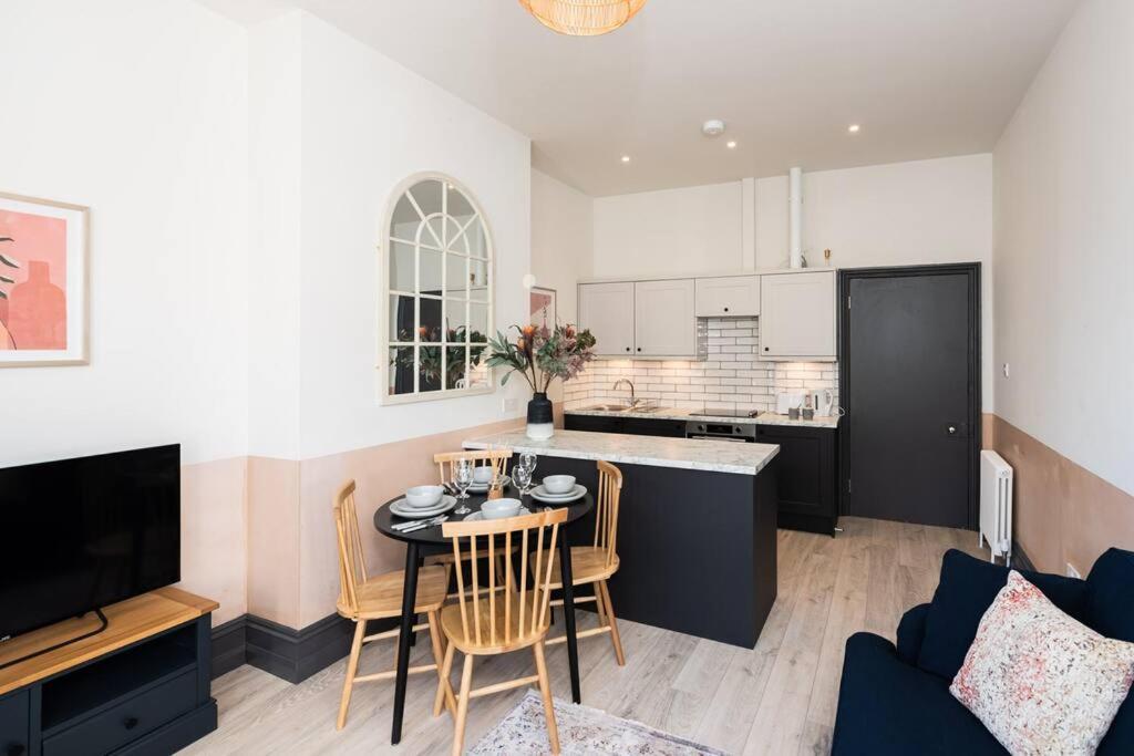 4 Castle Mews Daire Salisbury Dış mekan fotoğraf